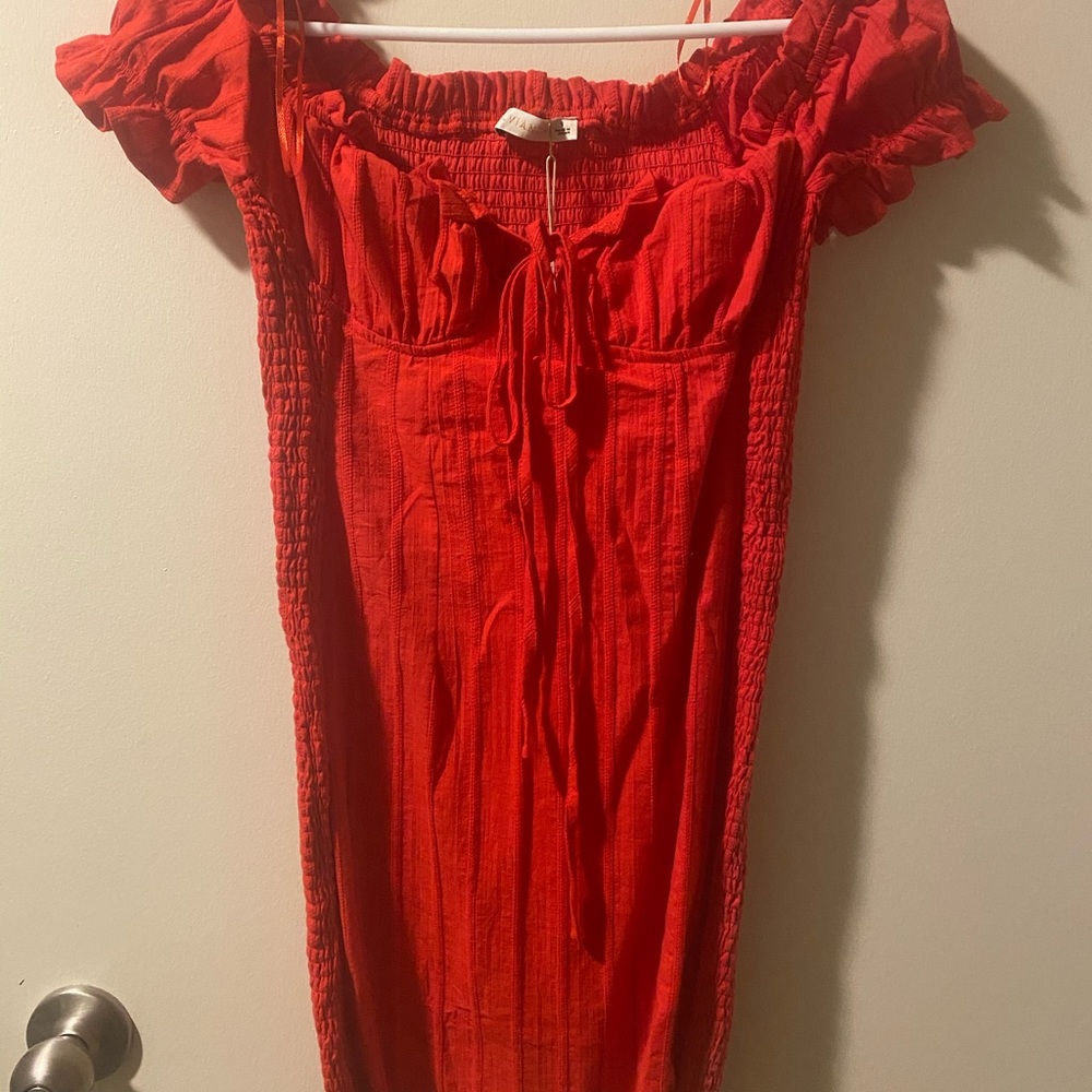 Summery Red Dress 🥀💃🏻